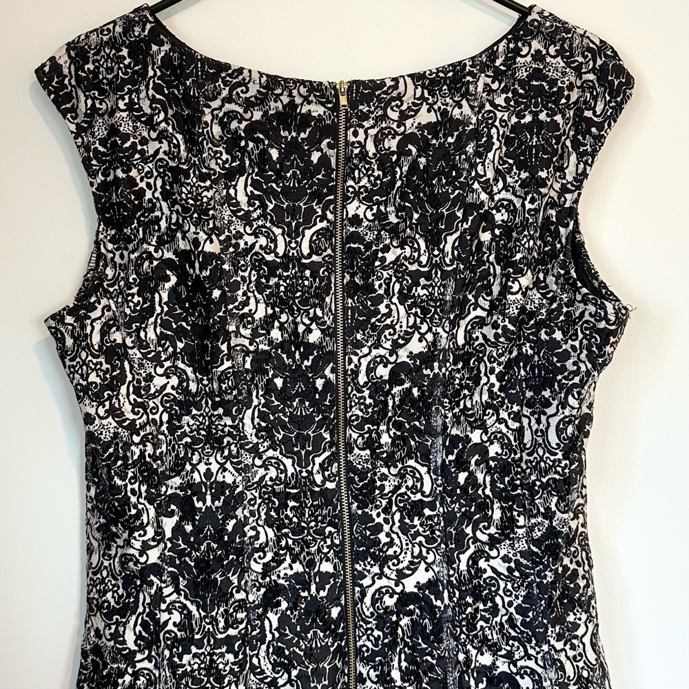Danny & Nicole Black and White Patterned Mini Dress - Size: 12 - Picture 6 of 7